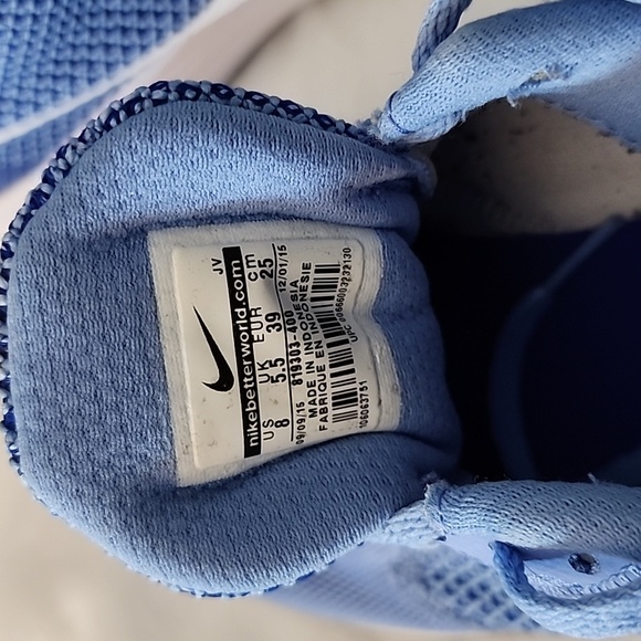 Women’s Nike Revolution 3 Shoes - Baby Blue, Size 8 - Picture 3 of 5